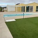Espacio Con Piscina, 3* 라하레스